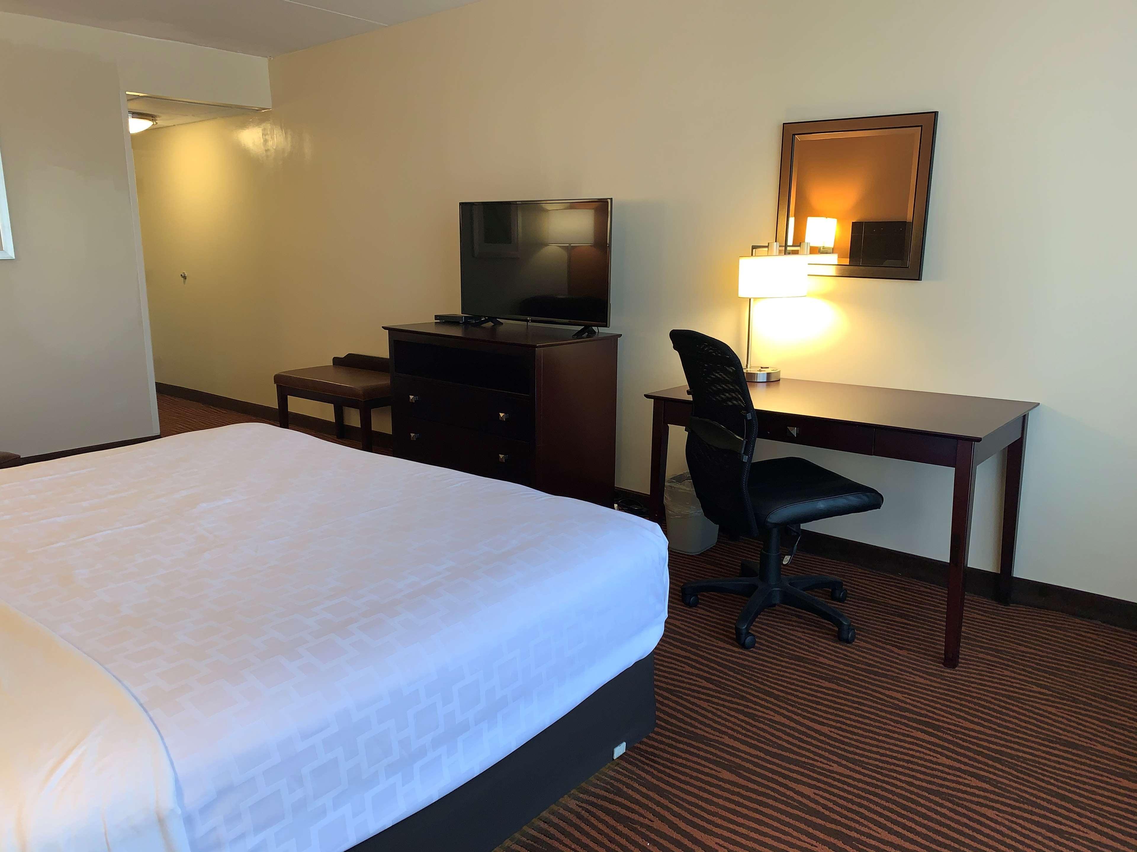 Best Western Executive Hotel New Haven-West Haven Esterno foto