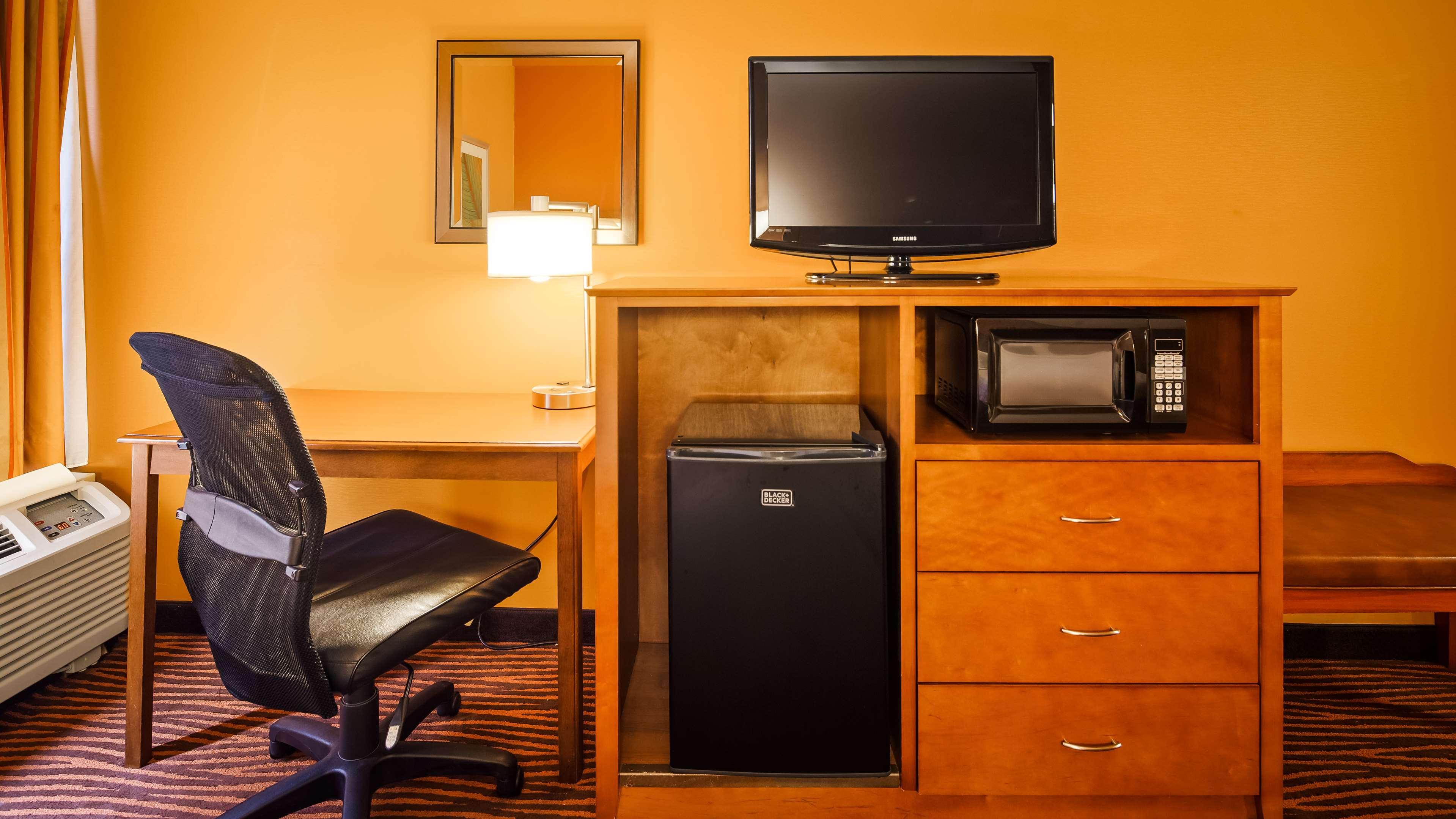 Best Western Executive Hotel New Haven-West Haven Esterno foto