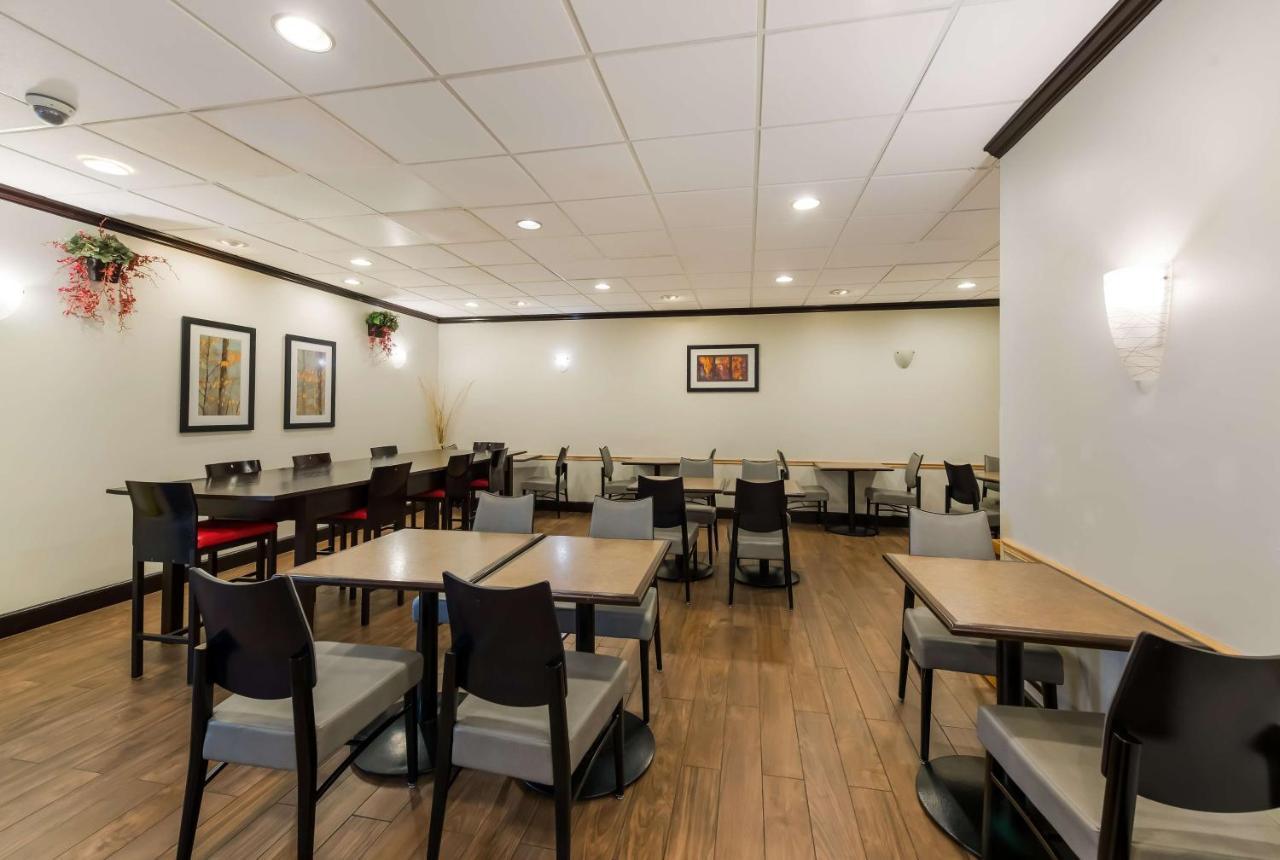 Best Western Executive Hotel New Haven-West Haven Esterno foto