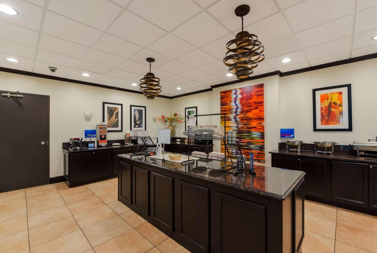 Best Western Executive Hotel New Haven-West Haven Esterno foto