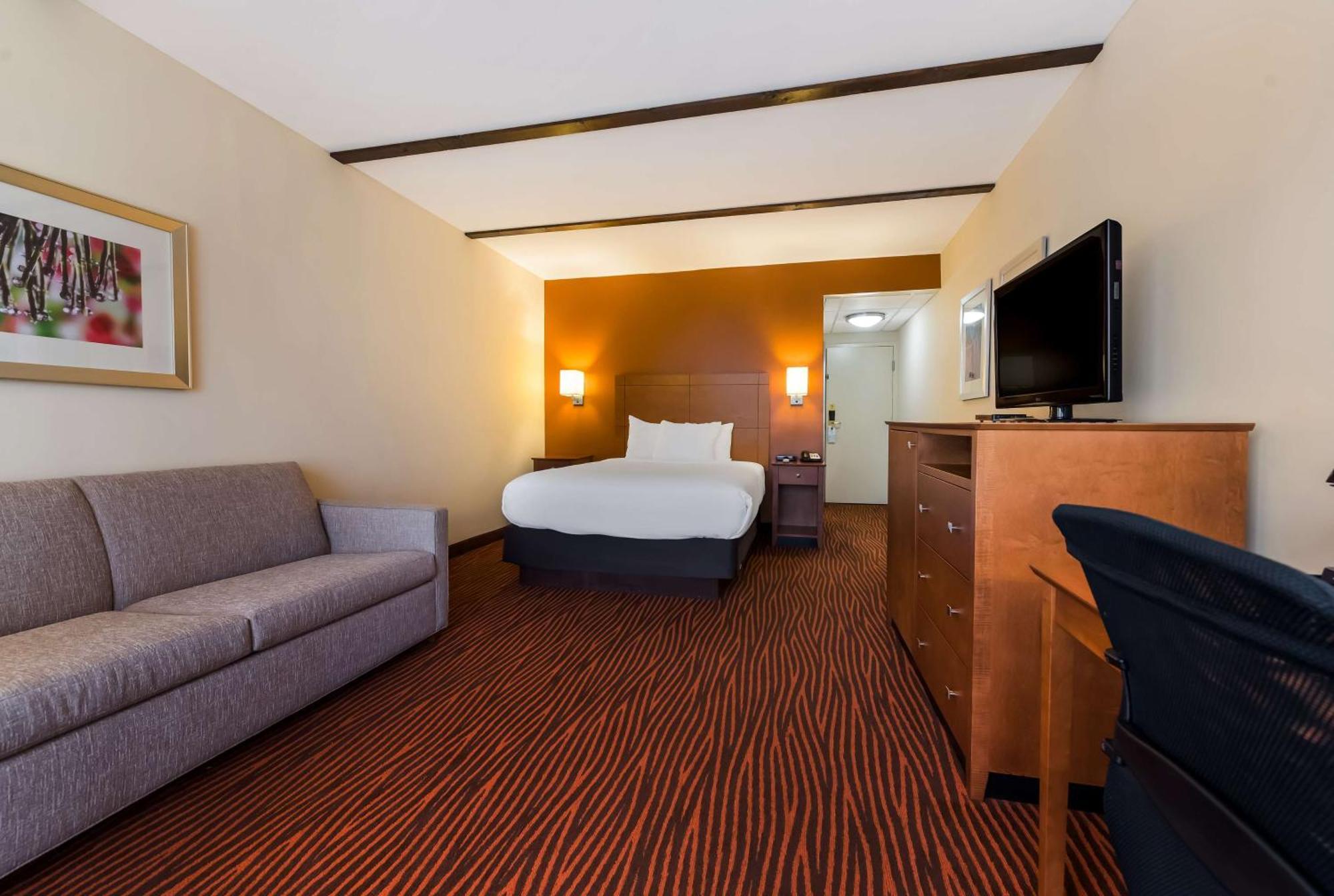 Best Western Executive Hotel New Haven-West Haven Esterno foto