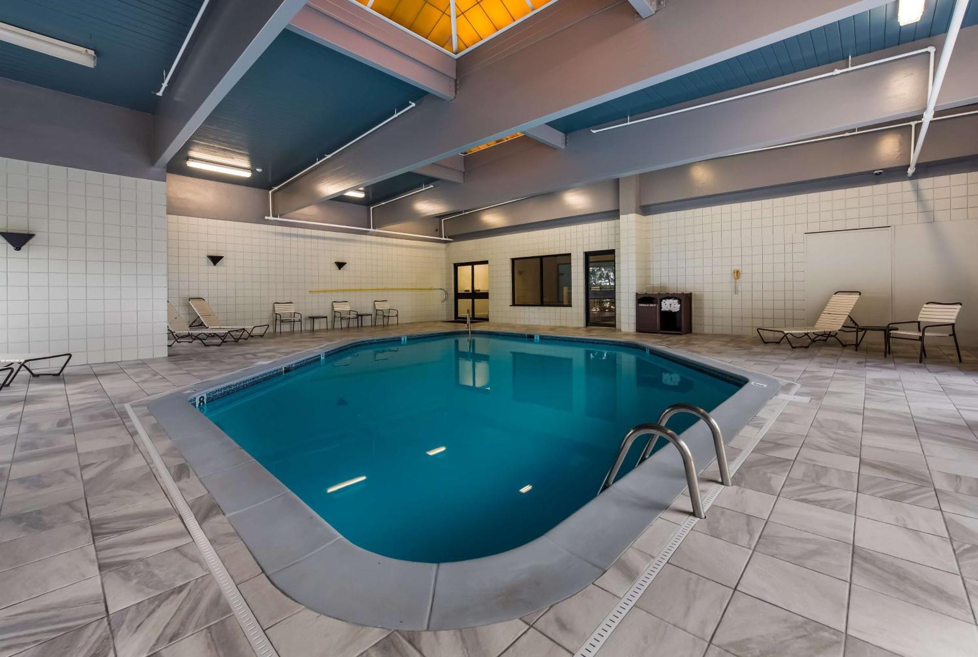 Best Western Executive Hotel New Haven-West Haven Esterno foto