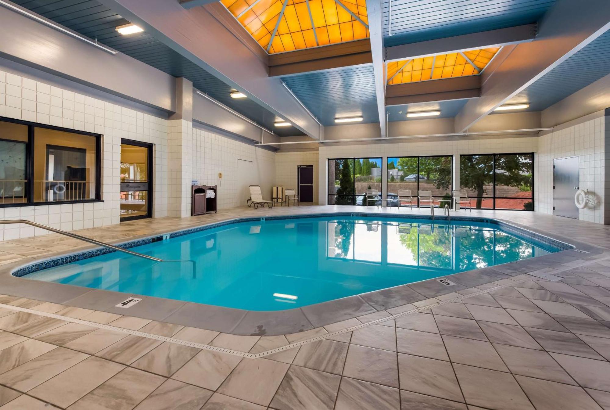 Best Western Executive Hotel New Haven-West Haven Esterno foto